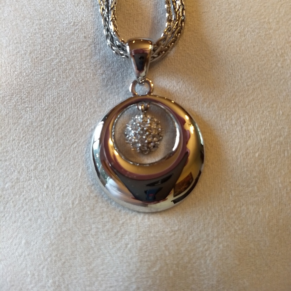 Lia Sophia Magnified  w/ Triple Strand Chain,